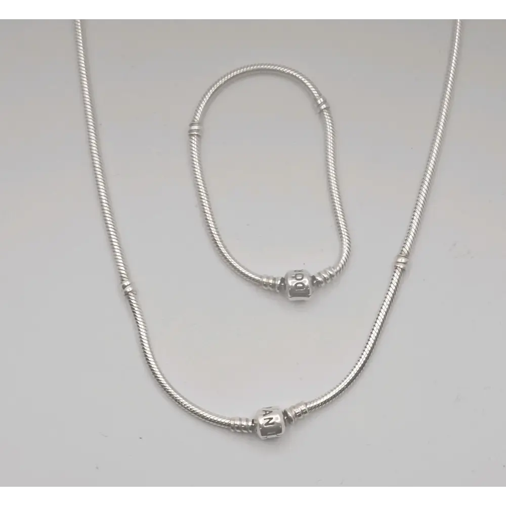 Silver necklace and bracelet set