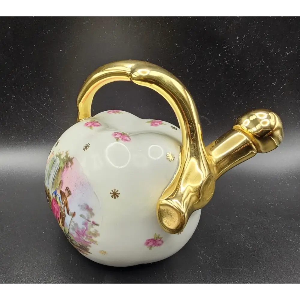 Decorative ceramic teapot