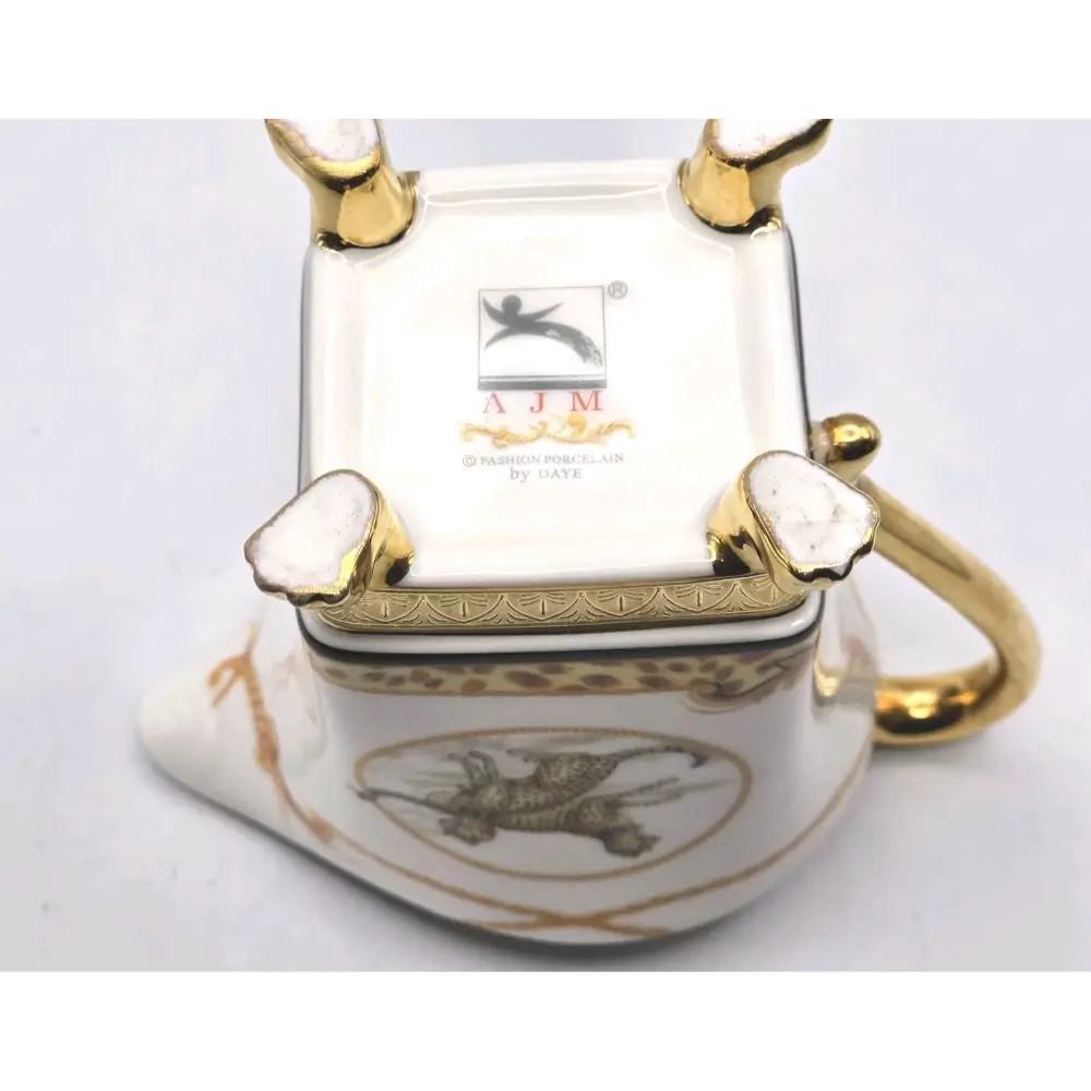 Decorative item with gold accents