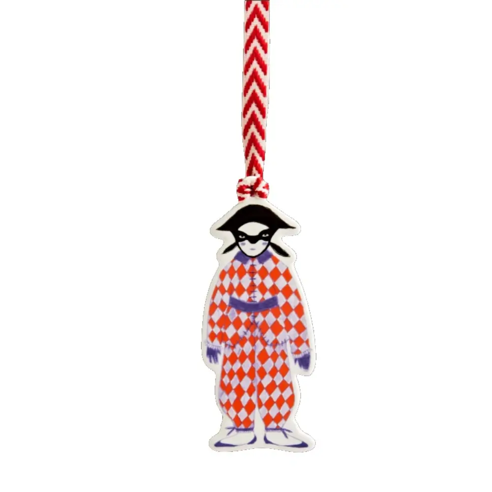 Decorative tag with a character in a red and white checkered outfi