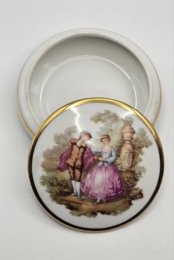 Decorative plate with a couple illustration on a white background