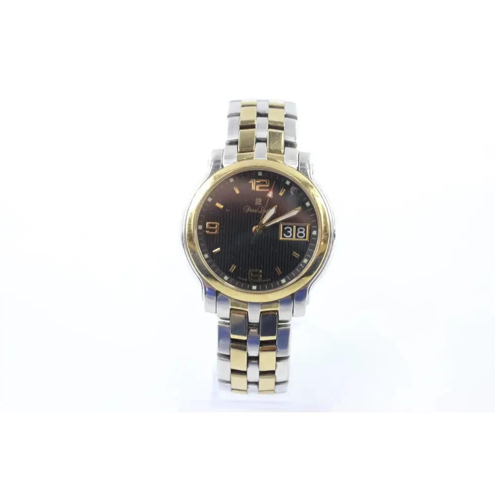Two-tone watch with black dial