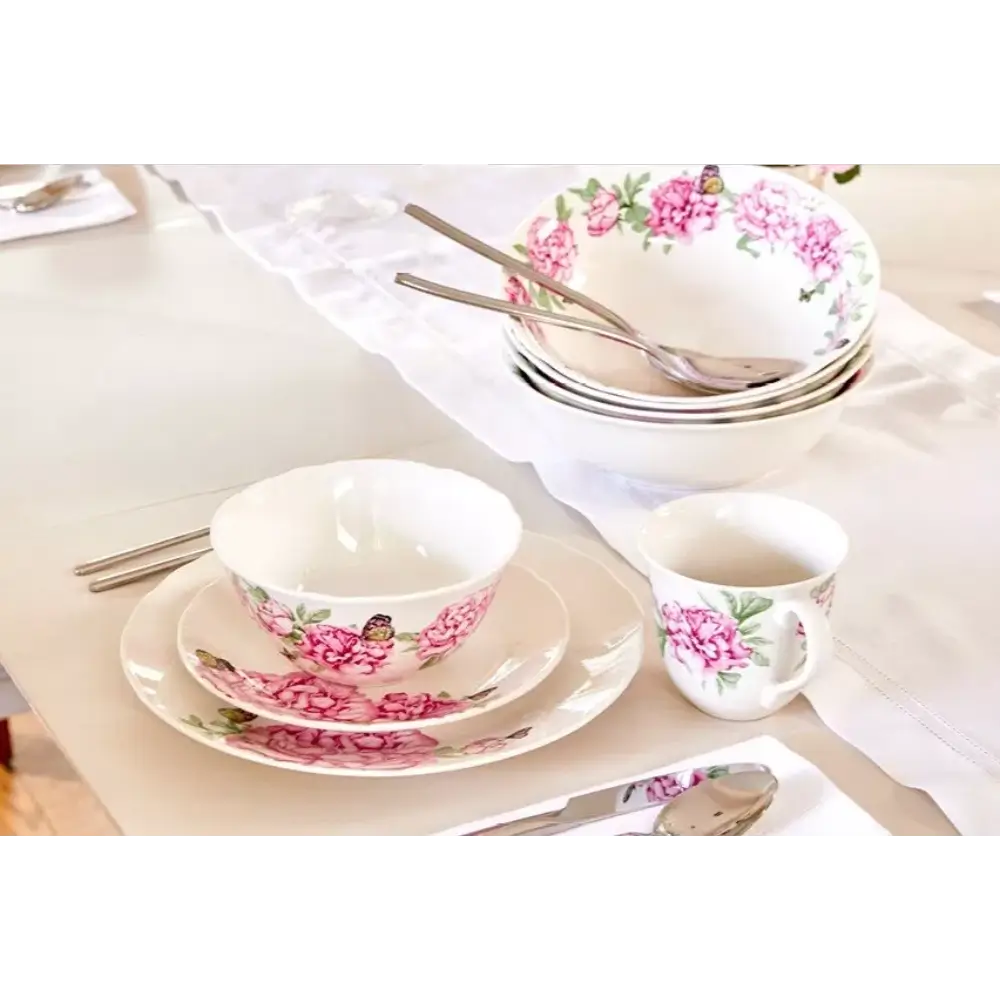 Ceramic tableware set with floral design