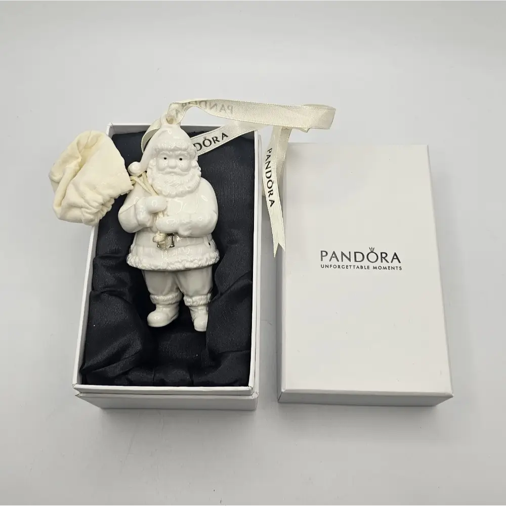 Pandora holiday collectible Santa Claus ornament 2013 edition