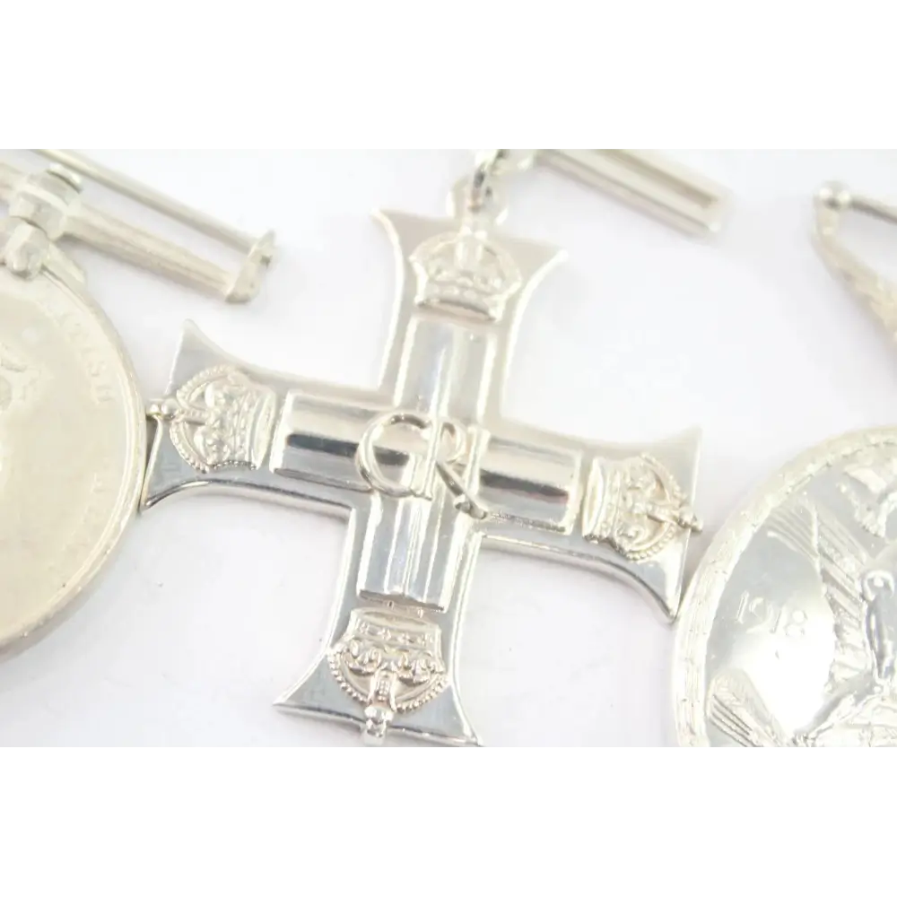 Close-up Replica Medals