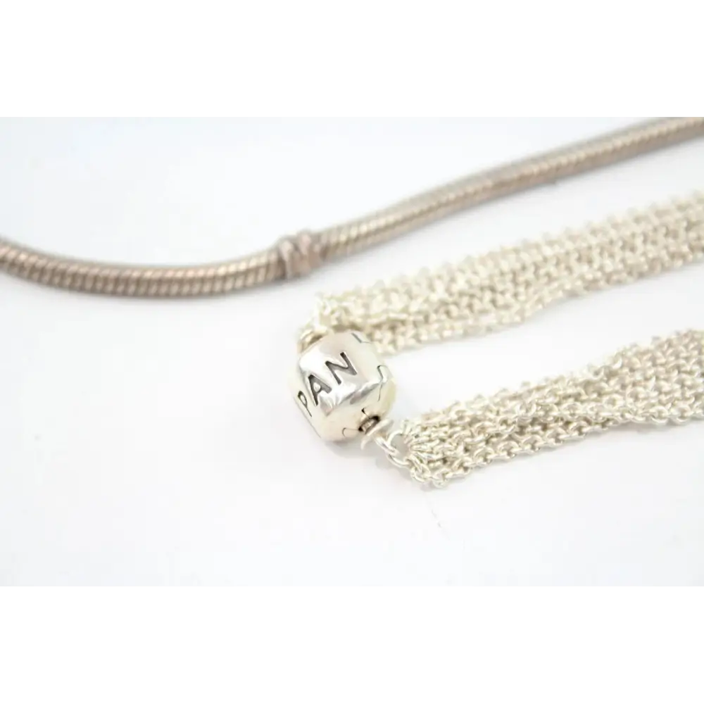 Silver bracelet with a chain and clasp
