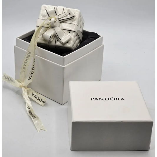 Pandora Christmas Ornament 2016 Limited Edition Porcelain Gift Box