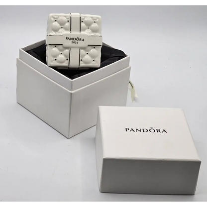 Pandora Christmas Ornament 2016 Limited Edition Porcelain Gift Box