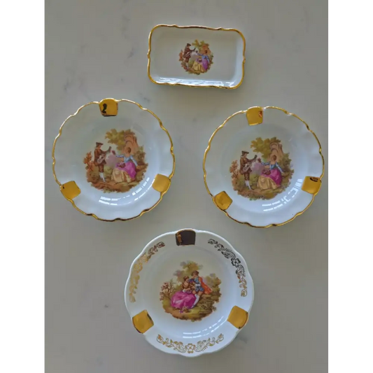 Set of decorative ceramic plates