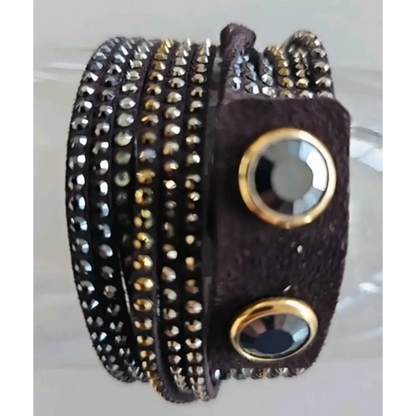 Multistrand bracelet with studded design 