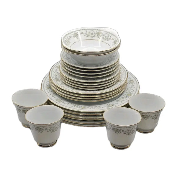Noritake Green Hill Vintage Bone China Set 