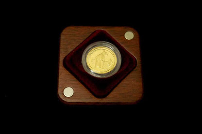 2011 Kangaroo Series gold proof coin in wooden presentation case