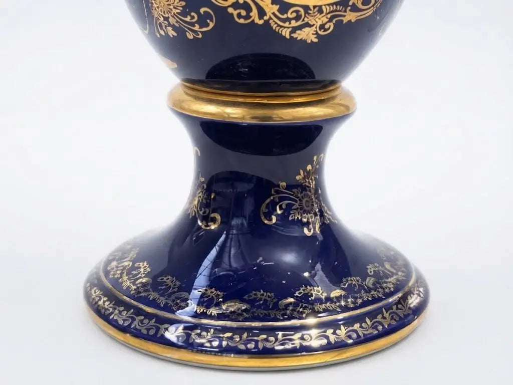 Footed base of cobalt blue and gilt Limoges vase | Koalaehub