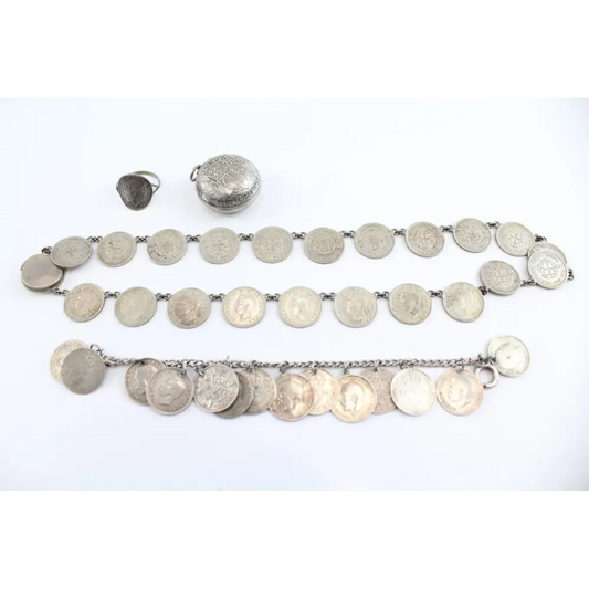 Silver necklace with circular links 