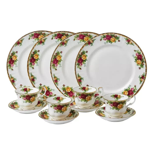 Elegant Royal Albert dinner plate from Old Country Roses set