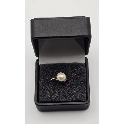 Pearl ring 