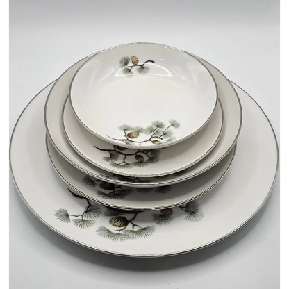 Collector’s Ohno Kutani dinnerware set from the 1970s