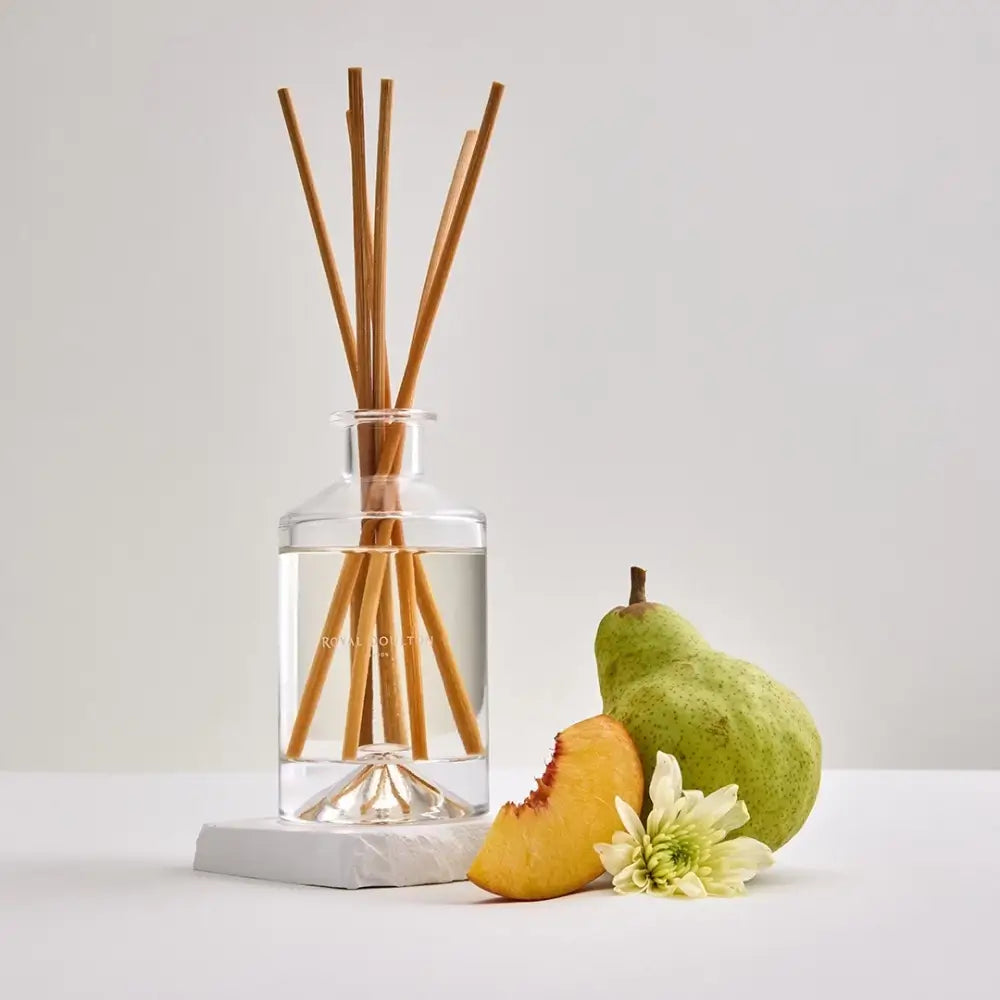 Royal Doulton 1815 Reed Diffuser White Gardenia 150ml with elegant glass bottle