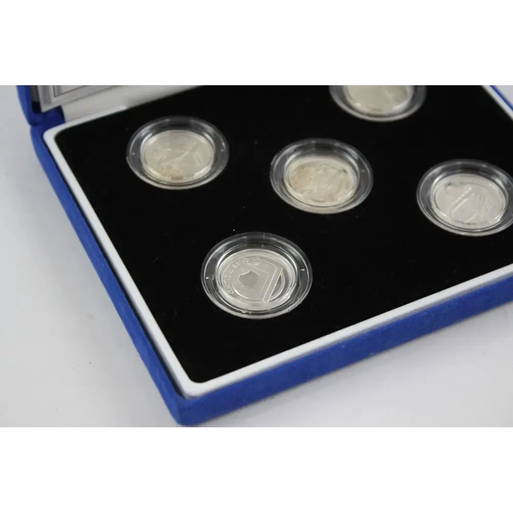 Royal Mint 5 x 1 Pound Silver Coins Boxed Set – Front View