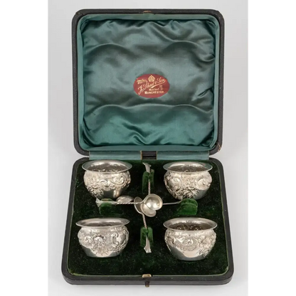 Colen Hewer Cheshire Antique Sterling Silver Salt Cellar & Spoons Set - Birmingham 1891