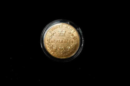 1870 Sydney Mint gold sovereign obverse – Queen Victoria portrait, 22-carat | Koalaehub