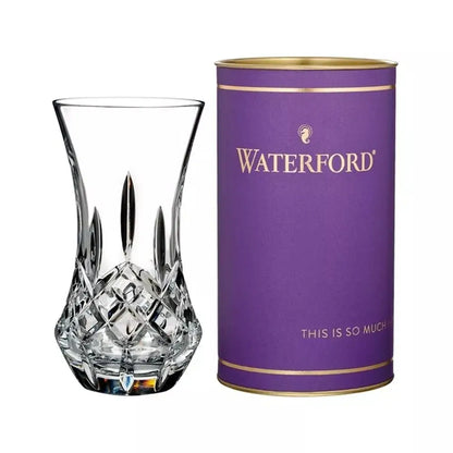 Close-up of the Waterford Lismore pattern and light refraction on the crystal vase.
