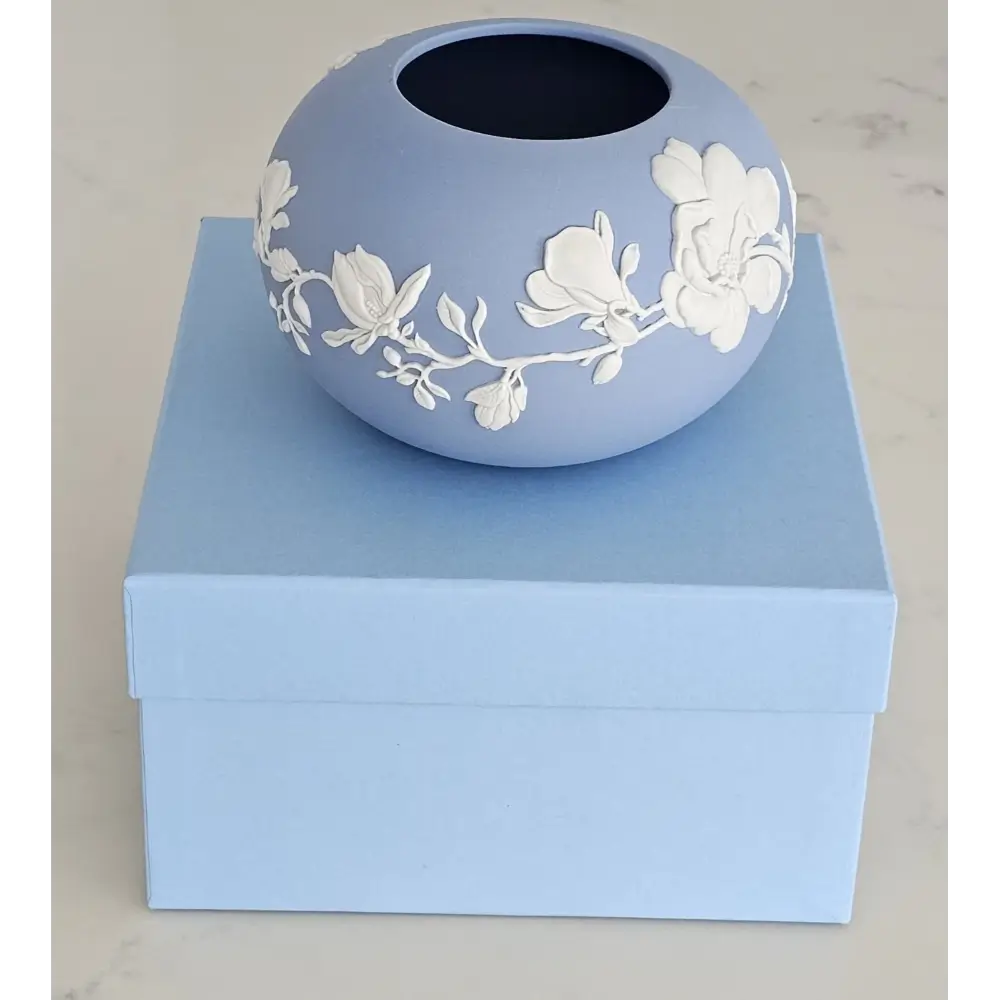 Wedgwood Magnolia Blossom Classic Blue Jasperware Rose Bowl Vase 17x11cm New with Presentation Box 