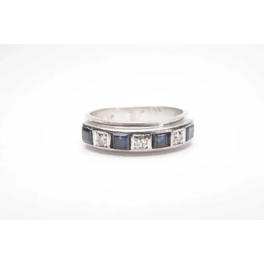 18ct White Gold Sapphire and Diamond Ring from our Genuine Pre-Owned Luxury Rings & Designer Jewellery