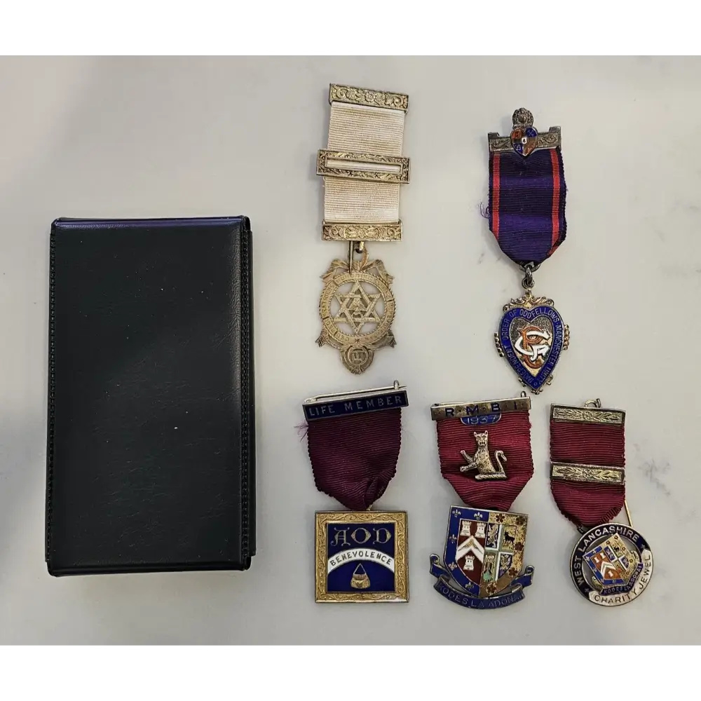 Sterling silver Masonic and fraternal order jewels set of 5 with ribbons, 84g, including RMBI Life Member and Order of Druids medals
