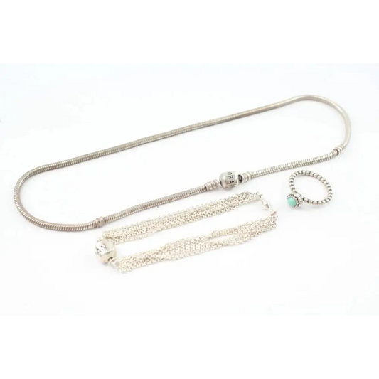 Silver necklace with a matching bracelet 